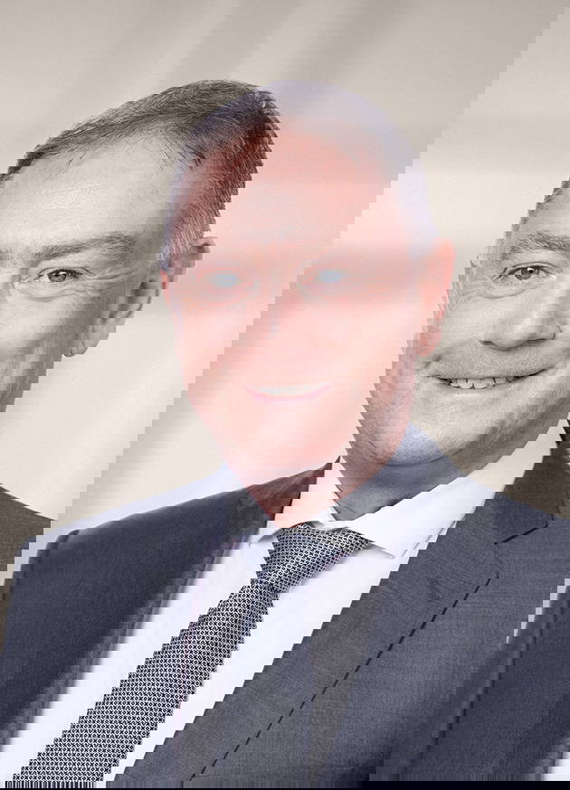 Aergo_Team_630x874_Eugene O'Reilly